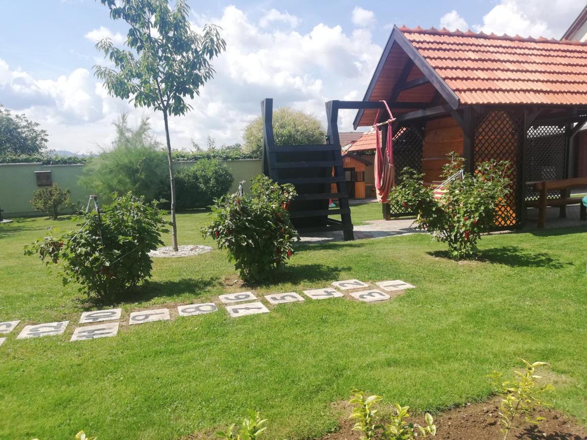 Penzion Kozak B&B Sebedražie Buitenkant foto