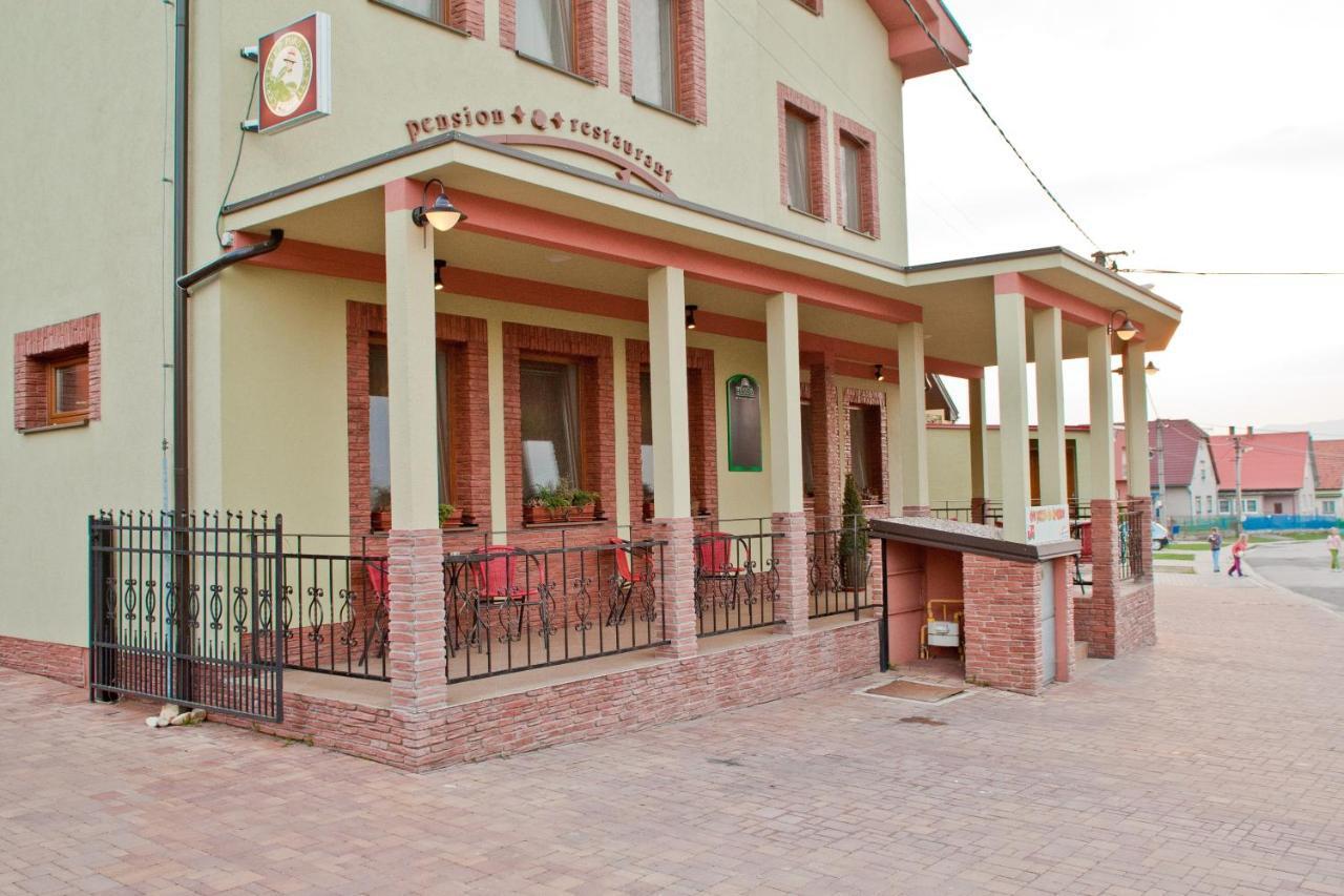 Penzion Kozak B&B Sebedražie Buitenkant foto